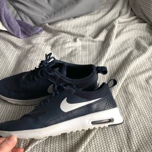 Women’s Nike air max thea